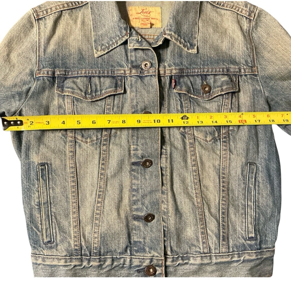 Levi cropped waist jean jacket size Medium - Picture 5 of 8